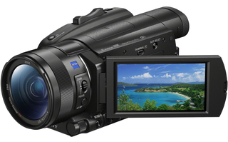 Видеокамера Sony FDR-AX700 (s/ n: 5847323) Б/ У